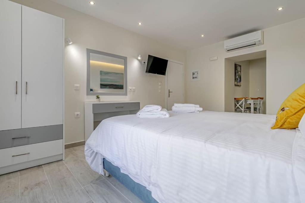 Agisilaos Apartments Corfu  Экстерьер фото